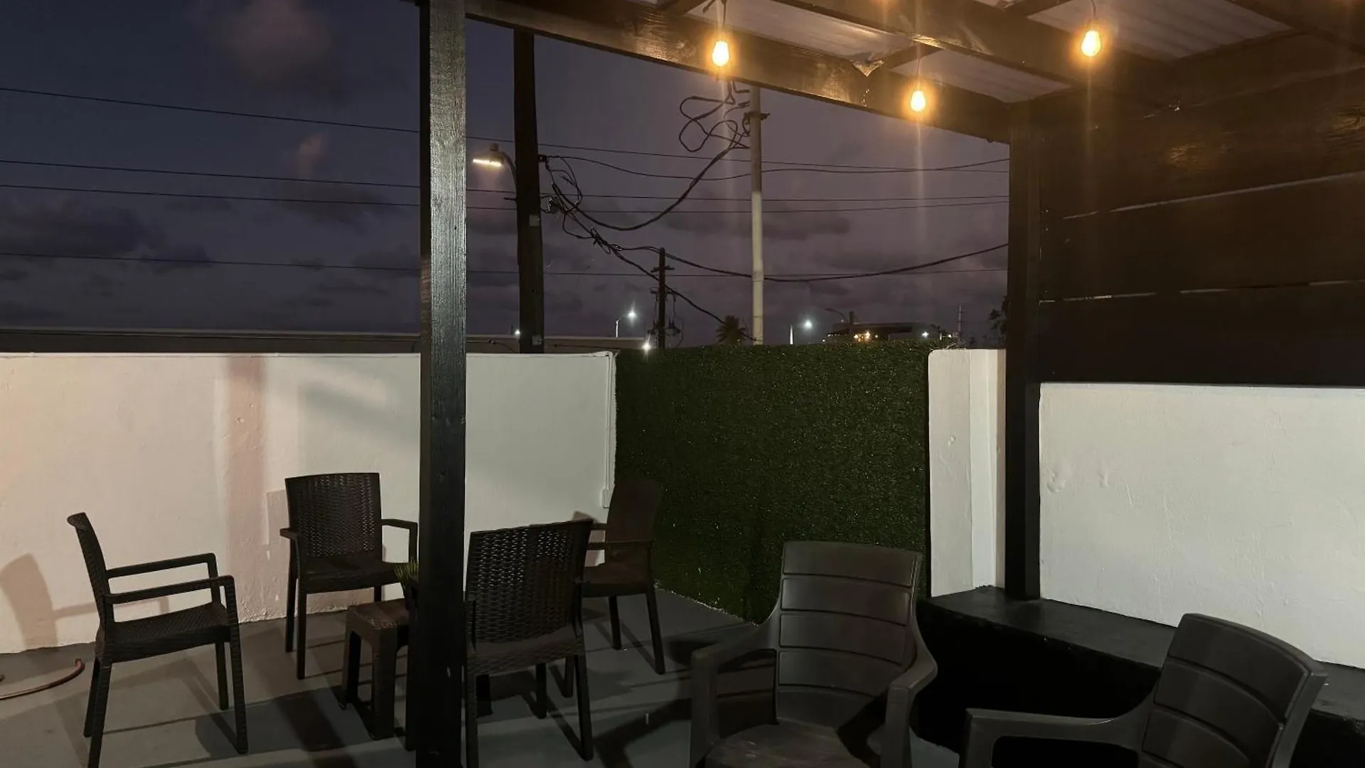 Apartamento Vss Rustic In Arecibo - Stylish & Relaxing Escape Near Beaches