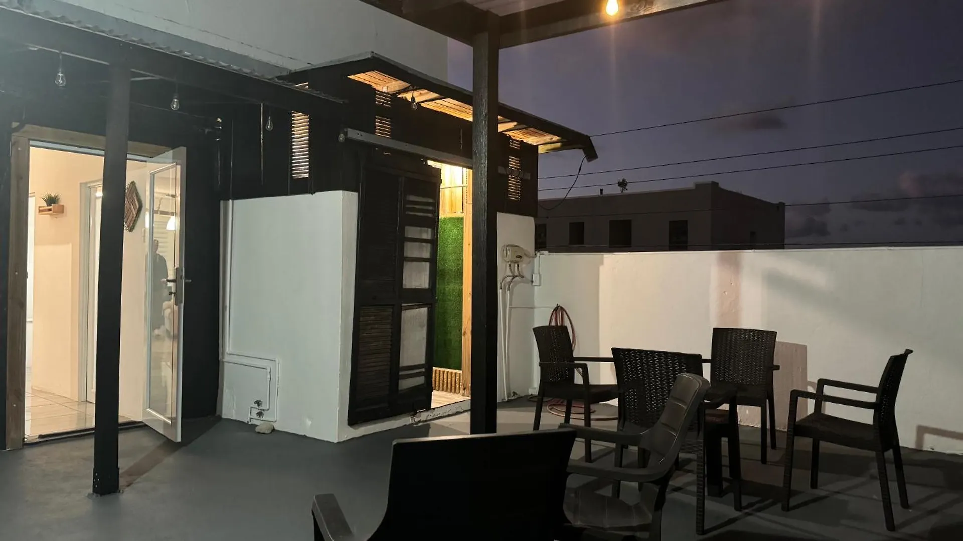 Vss Rustic In Arecibo - Stylish & Relaxing Escape Near Beaches Apartamento
